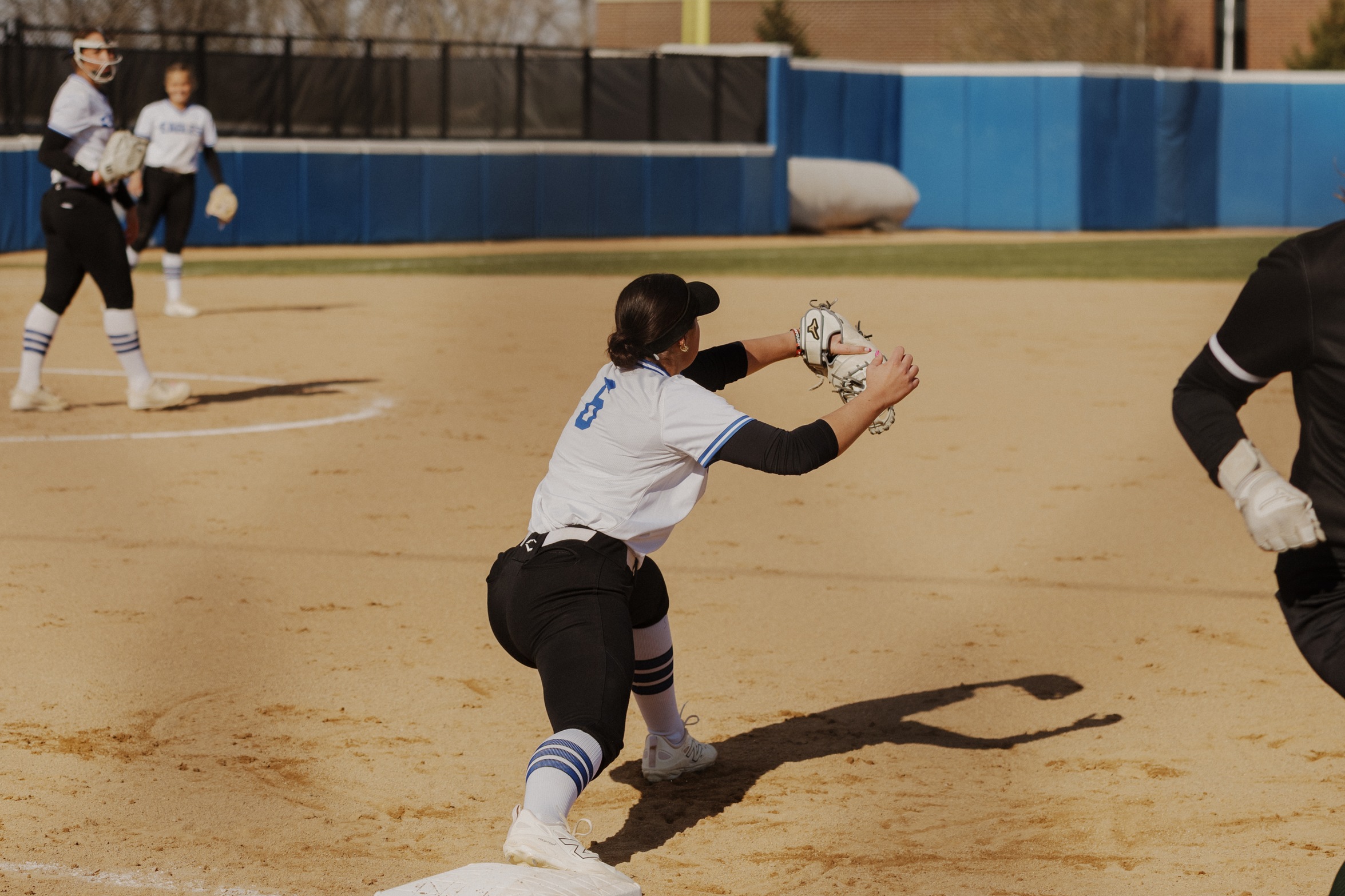 Top-Ranked Eagles Dominate #8 DMACC, Take Sole Possession of ICCAC Lead