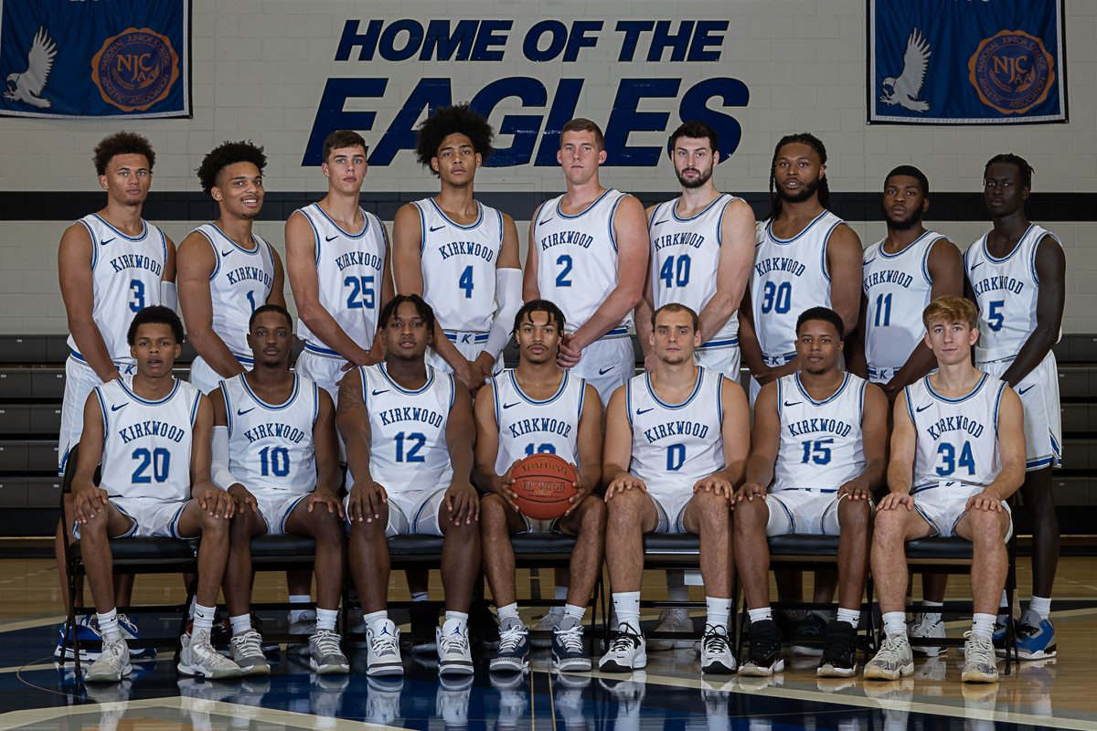 No. 1 KCC men's basketball suffers first loss of the season to Illinois Central, 72-66