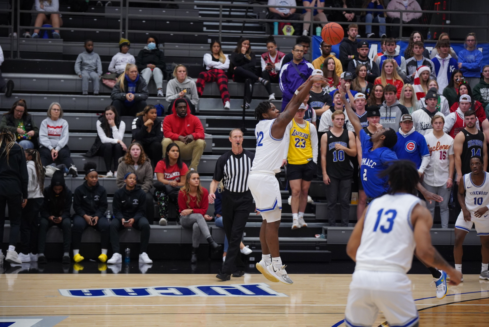 NO.14 KCC MEN RALLY PAST IOWA CENTRAL