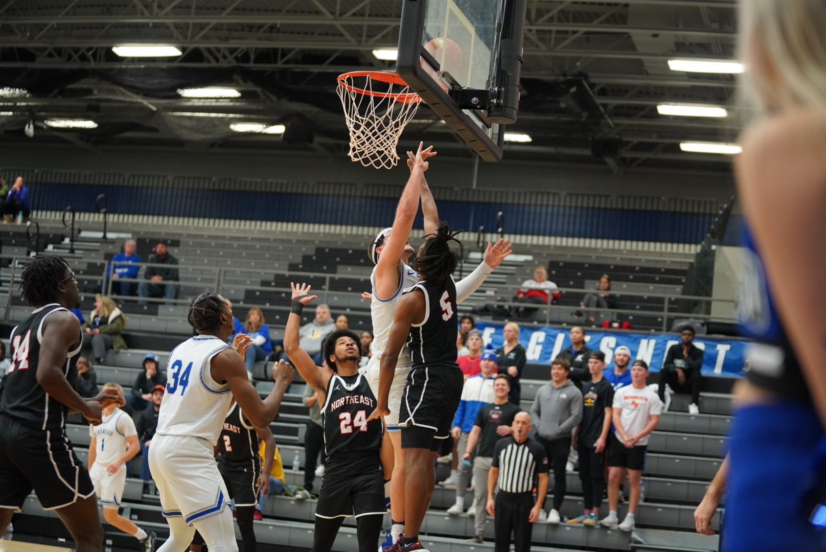 NO.8 KCC MEN TOP NORTHEAST