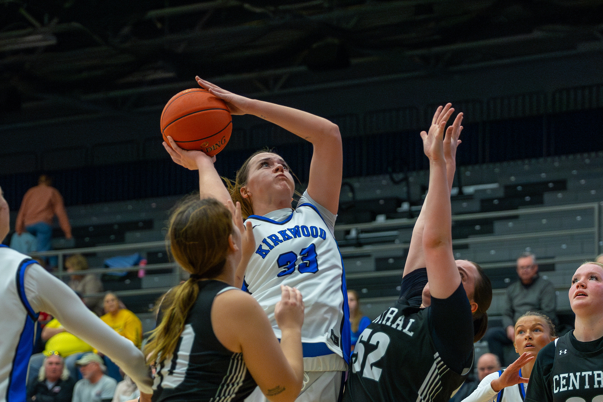Eagles Cruise Past Central to Complete Season Sweep
