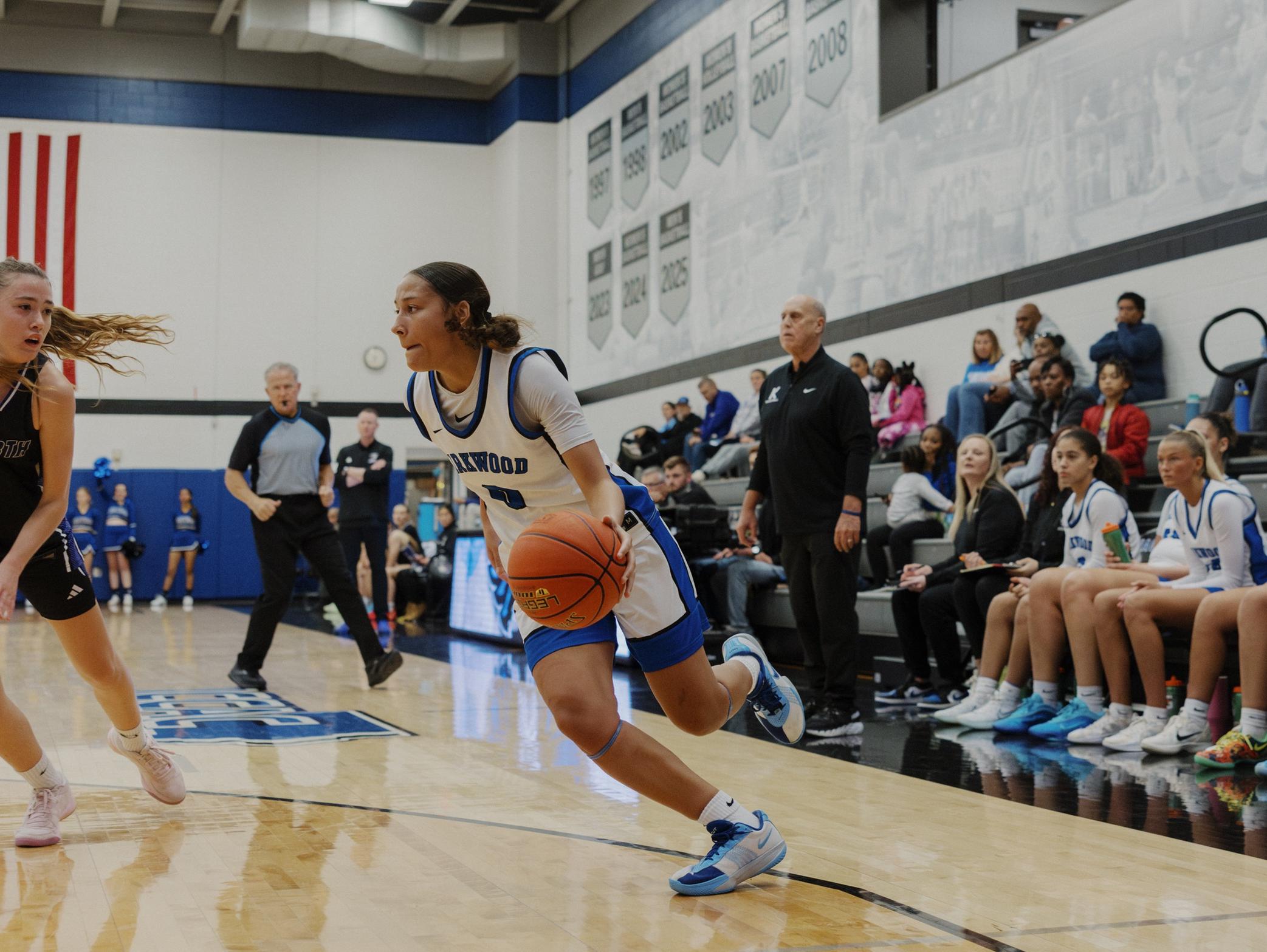 Eagles Soar in Home Rout, Cruise Past Southwestern by 79