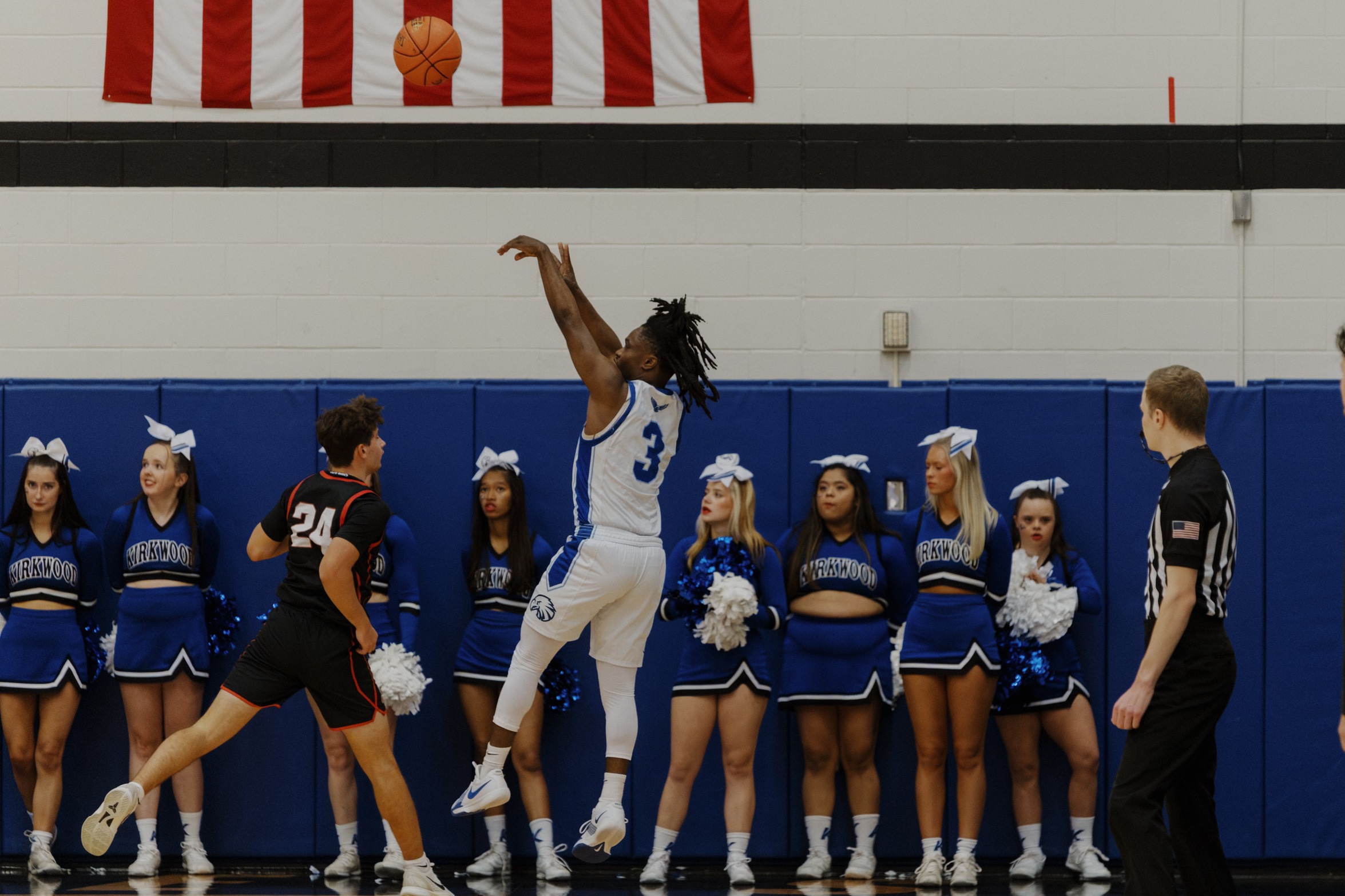 #1 Kirkwood Splits Weekend in Sedalia, Edges DI #16 Moberly on Irby&rsquo;s Buzzer-Beater