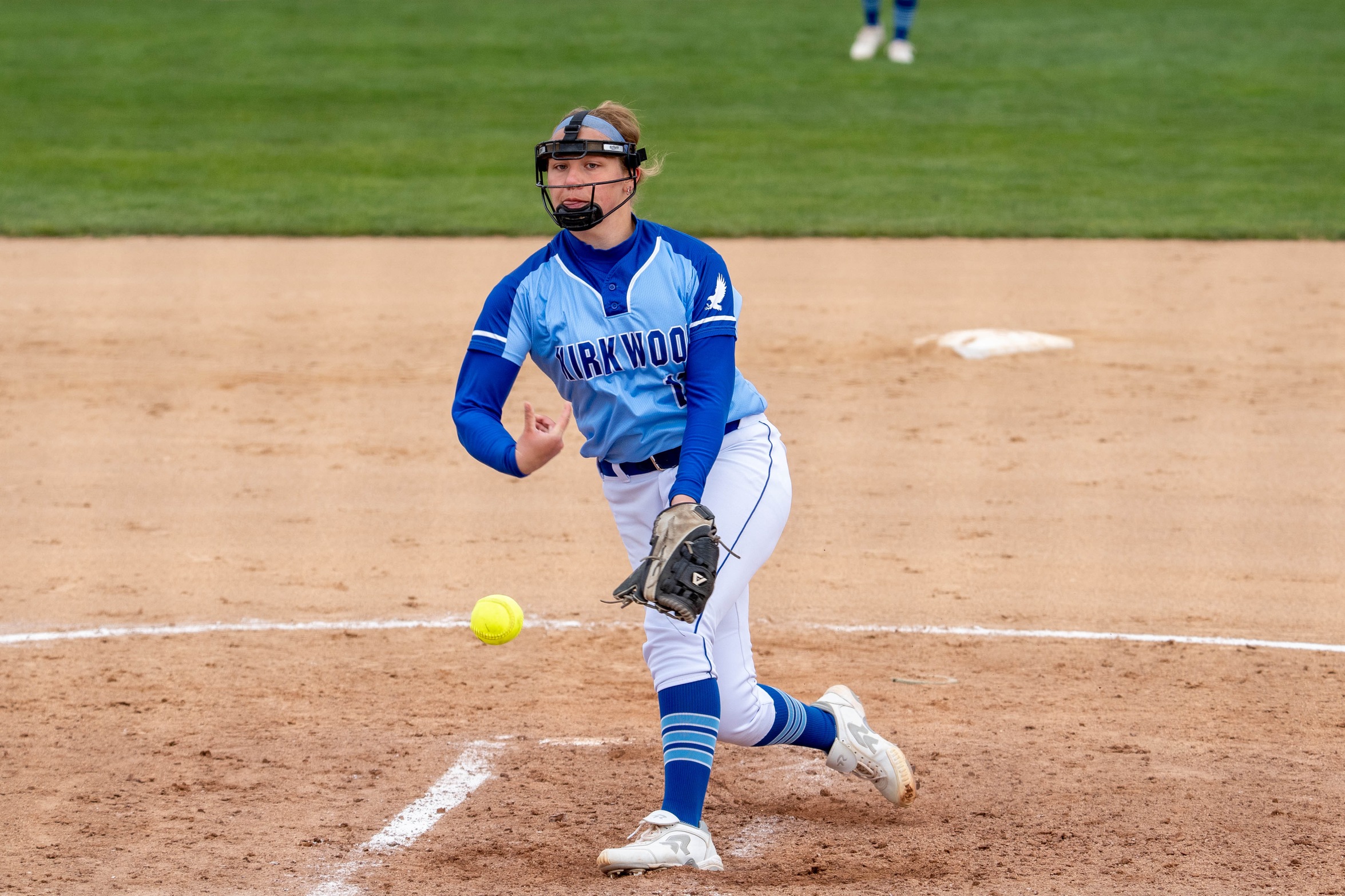 NO.9 KCC SOFTBALL TEAM HAS BIG WEEKEND