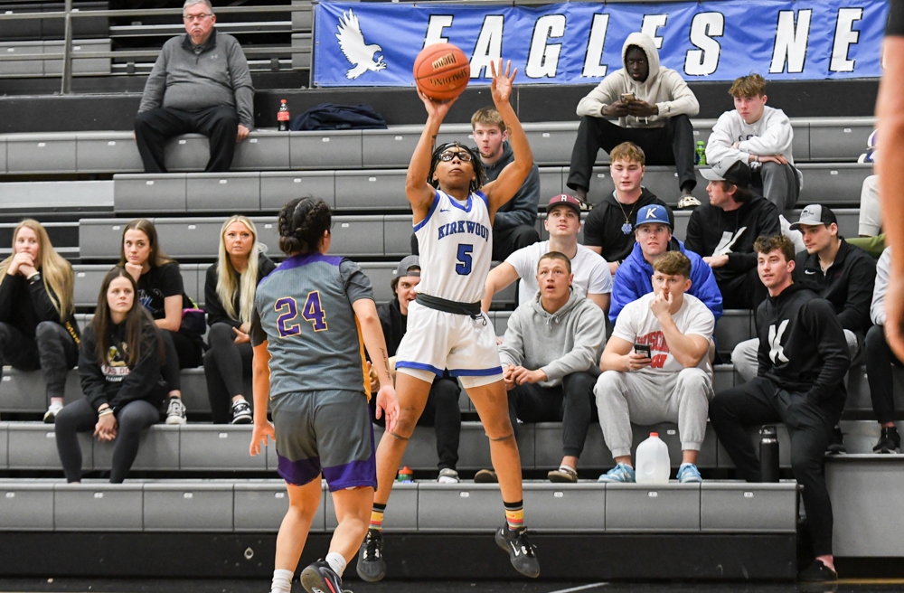 NO.3 KCC WOMEN CRUISE IN REGIONAL OPENER