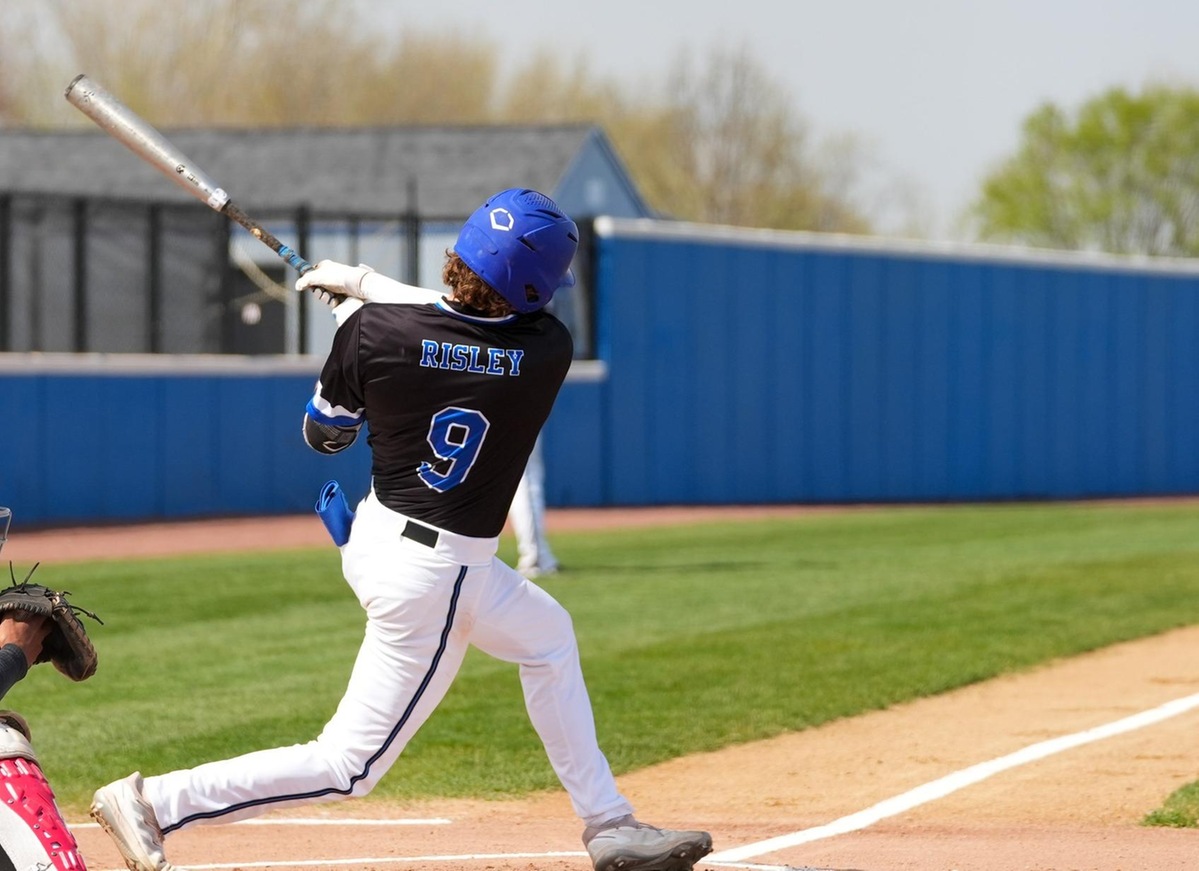 #11 Eagles Start 5-0 in the Sunshine State