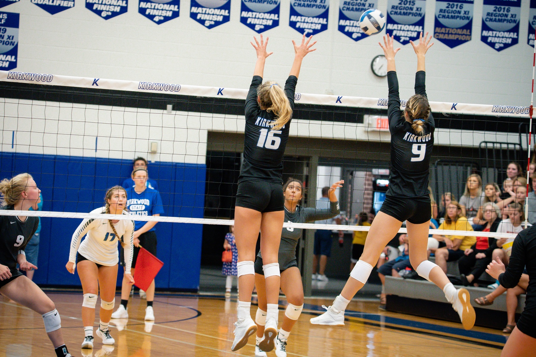 No. 8 Eagles split with ranked teams