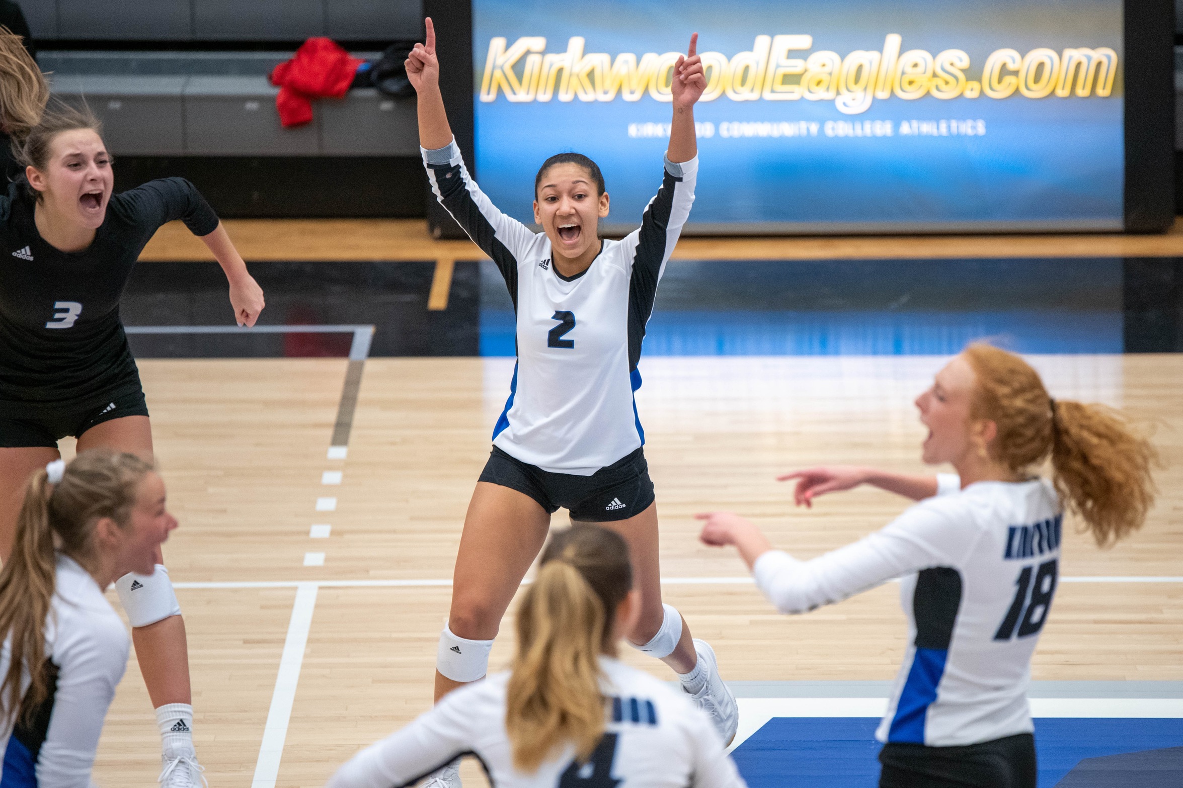 No.5 KCC volleyball belts Ellsworth